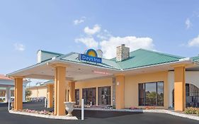 Days Inn Lenoir City Tennessee